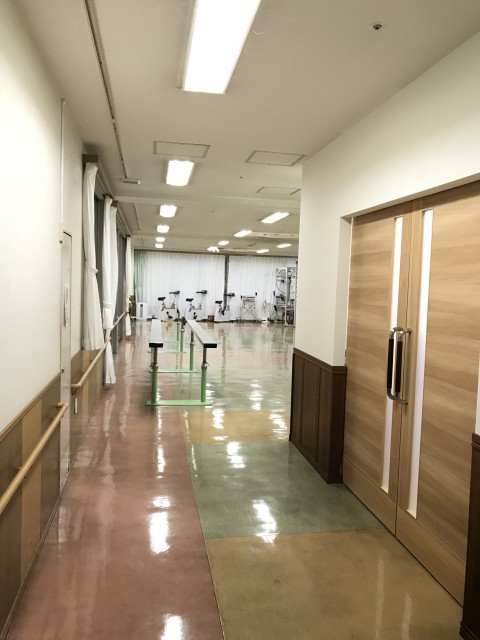 配膳室から機能訓練室