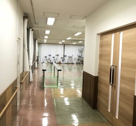 配膳室から機能訓練室
